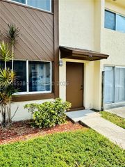 6625 Winfield Blvd 4-D, Margate, FL 33063