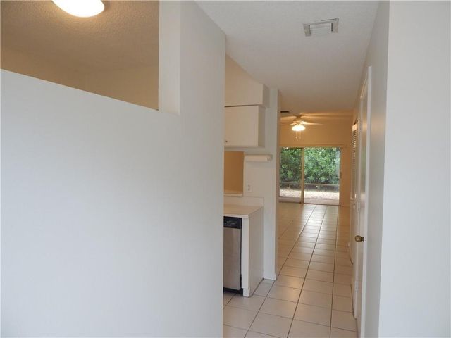 9914 NW 56th Pl, Coral Springs, FL 33076