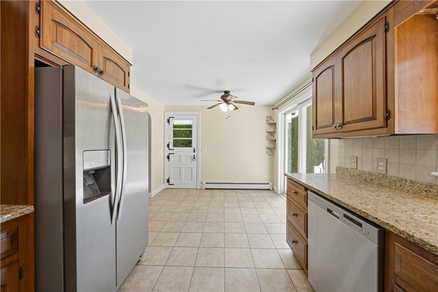 33 Shirley Drive, Cumberland, RI 02864
