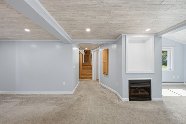 33 Shirley Drive, Cumberland, RI 02864