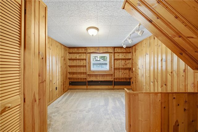 33 Shirley Drive, Cumberland, RI 02864