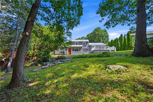 33 Shirley Drive, Cumberland, RI 02864