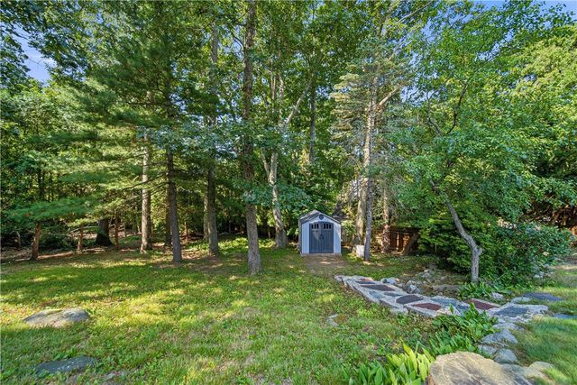 33 Shirley Drive, Cumberland, RI 02864