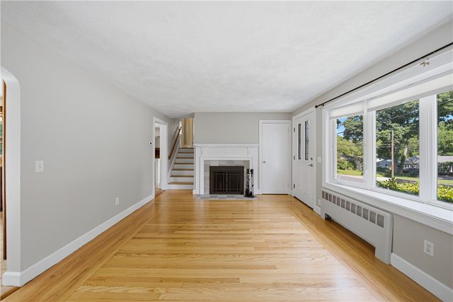 33 Shirley Drive, Cumberland, RI 02864