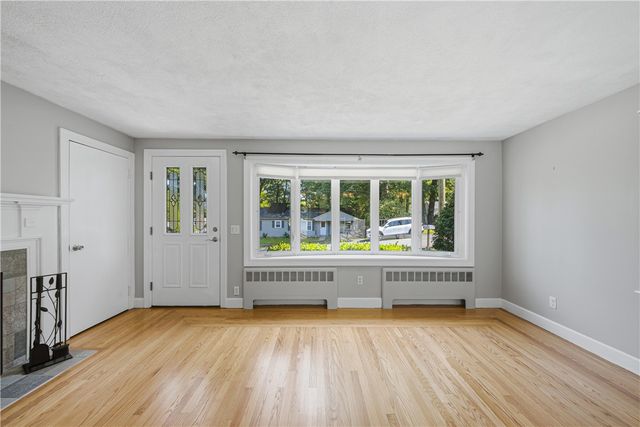 33 Shirley Drive, Cumberland, RI 02864