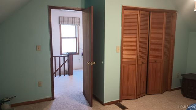 409 S Peck Street, Bessemer, WI 54952