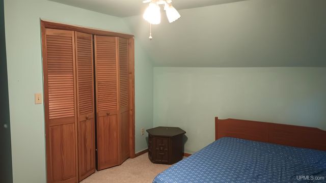 409 S Peck Street, Bessemer, WI 54952