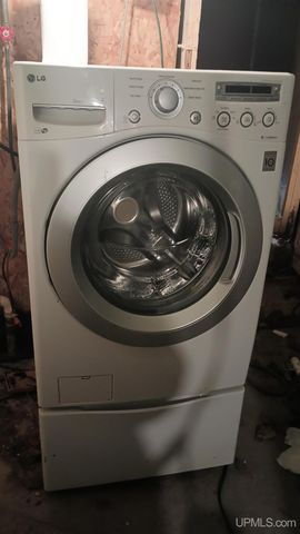 409 S Peck Street, Bessemer, WI 54952