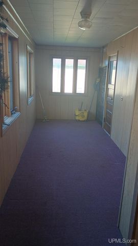 409 S Peck Street, Bessemer, WI 54952