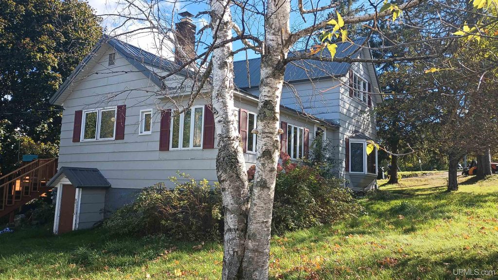 409 S Peck Street, Bessemer, WI 54952