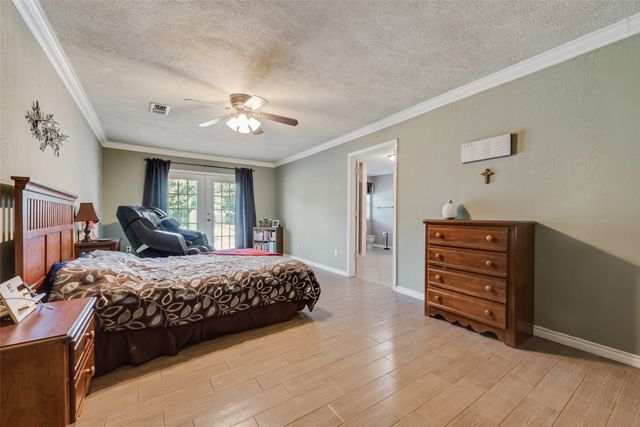 215 Surveyors Road, Krugerville, TX 76227