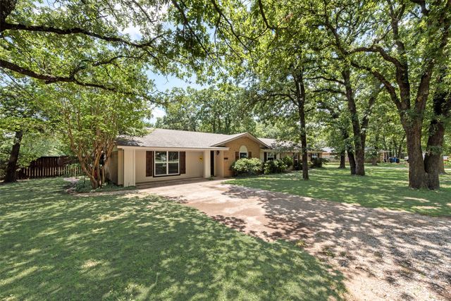 215 Surveyors Road, Krugerville, TX 76227