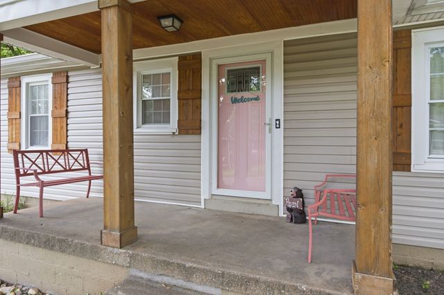 328 N Blakemore Ave, Gallatin, TN 37066