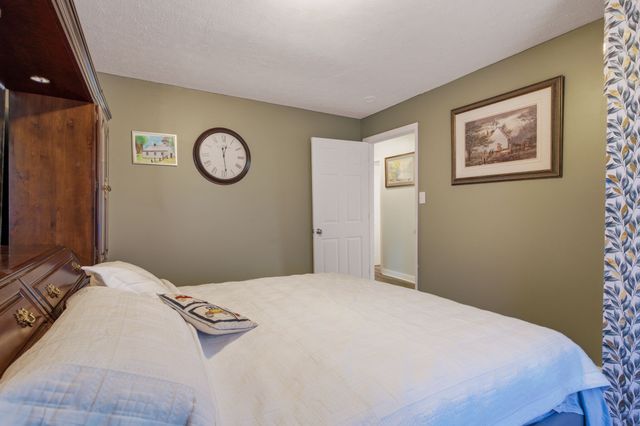 328 N Blakemore Ave, Gallatin, TN 37066