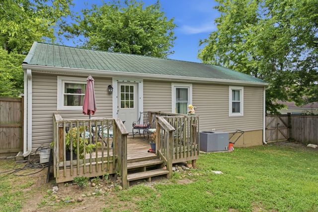 328 N Blakemore Ave, Gallatin, TN 37066