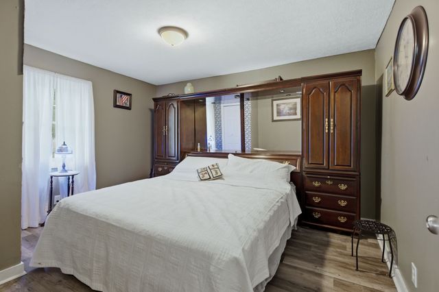 328 N Blakemore Ave, Gallatin, TN 37066
