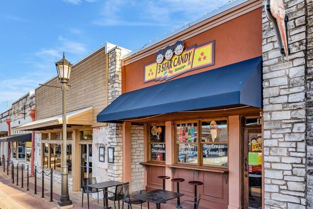 276 Pullman CT, Round Rock, TX 78664