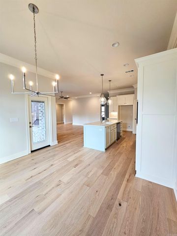 35 Pacifica Circle, Hot Springs Village, AR 71909