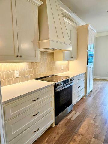 35 Pacifica Circle, Hot Springs Village, AR 71909