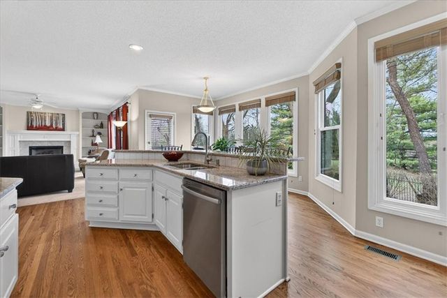 14301 Barton Street, Overland Park, KS 66221