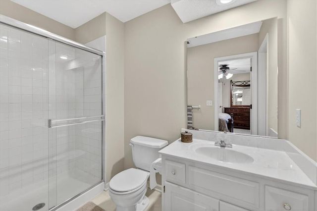 14301 Barton Street, Overland Park, KS 66221