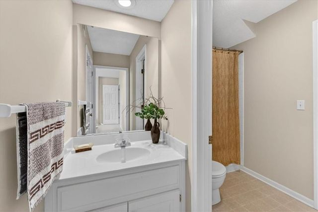 14301 Barton Street, Overland Park, KS 66221