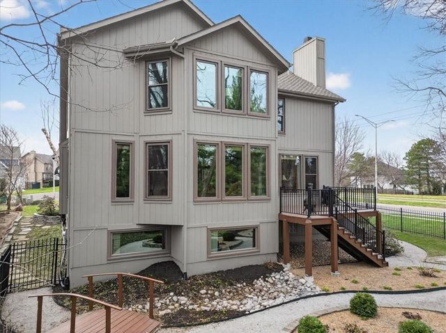 14301 Barton Street, Overland Park, KS 66221