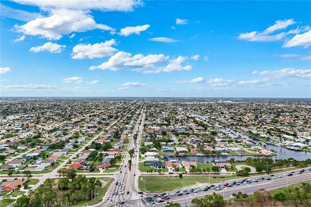 2419 Country Club BLVD, Cape Coral, FL 33990