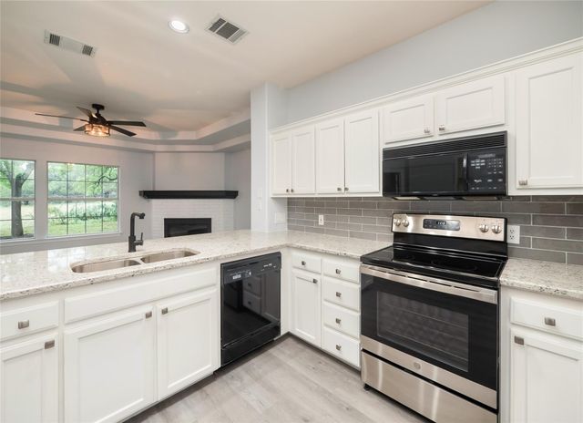 2312 Mac Arthur Ave, Lago Vista, TX 78645