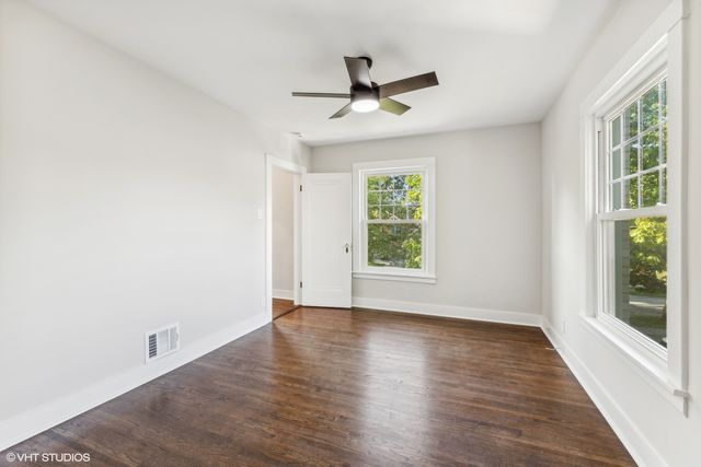 223 Southcote Road, Riverside, IL 60546