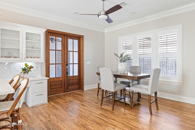 205 W Vallauris Drive, Lafayette, LA 70507