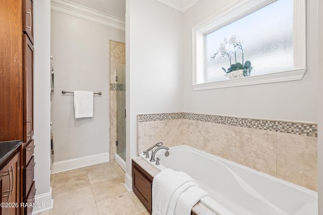 205 W Vallauris Drive, Lafayette, LA 70507