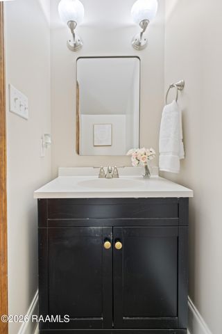 205 W Vallauris Drive, Lafayette, LA 70507