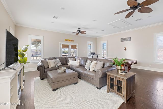 205 W Vallauris Drive, Lafayette, LA 70507