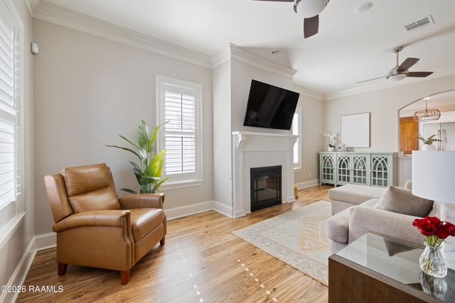 205 W Vallauris Drive, Lafayette, LA 70507