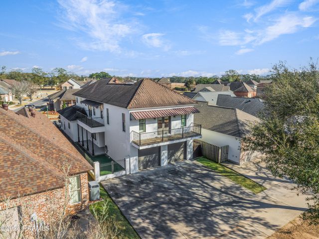 205 W Vallauris Drive, Lafayette, LA 70507