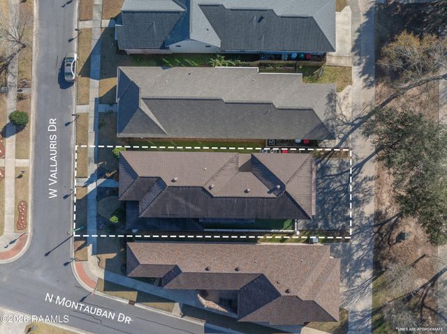 205 W Vallauris Drive, Lafayette, LA 70507