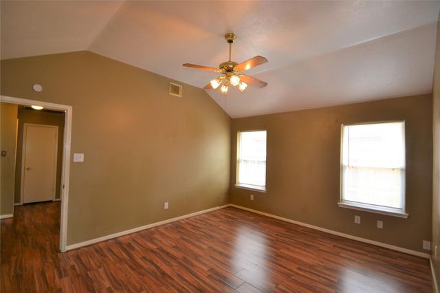 2818 Russett Place, Pearland, TX 77584
