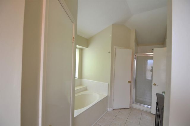 2818 Russett Place, Pearland, TX 77584