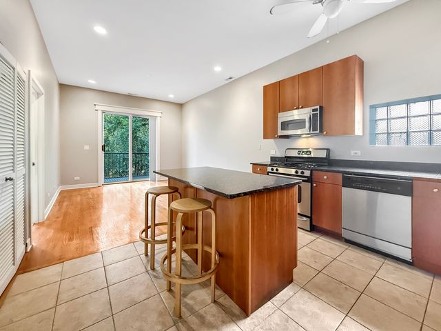 14 S Leavitt Street 3E, Chicago, IL 60612