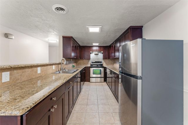12633 Memorial Drive 50, Houston, TX 77024