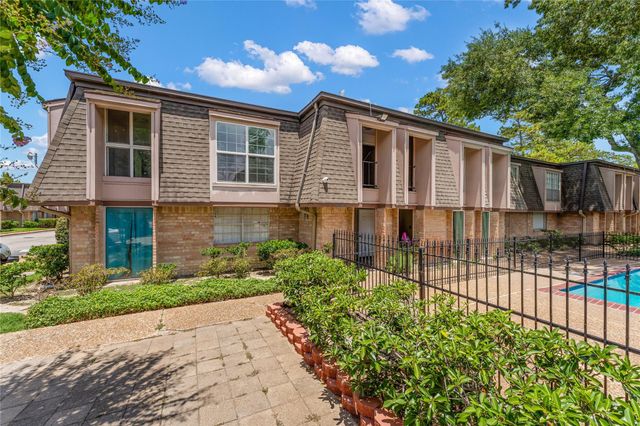 12633 Memorial Drive 50, Houston, TX 77024