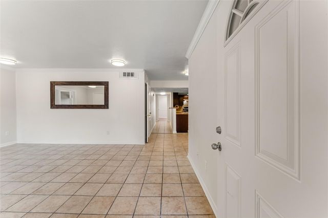 12633 Memorial Drive 50, Houston, TX 77024