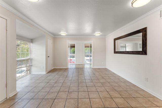 12633 Memorial Drive 50, Houston, TX 77024
