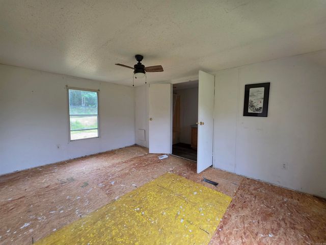 263 Wilson Lake Lane, Hot Springs, AR 71901