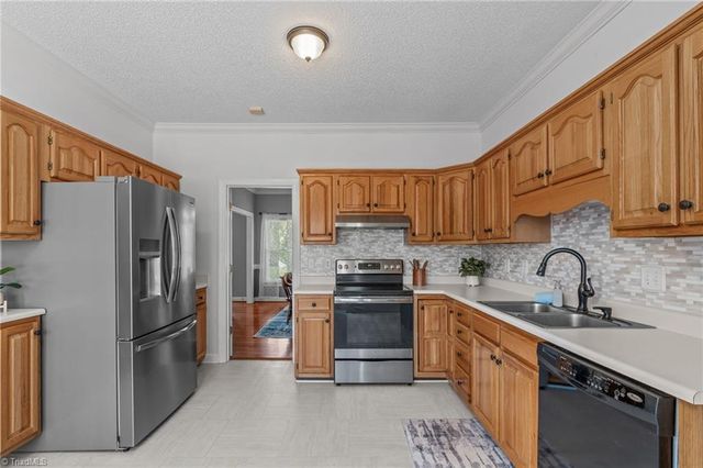 303 Holyoke Road, Greensboro, NC 27406