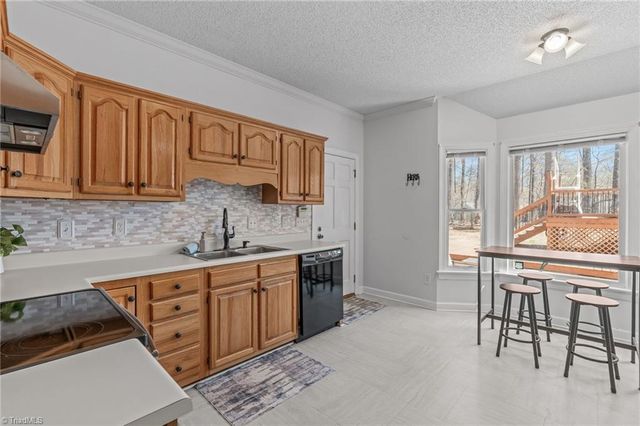 303 Holyoke Road, Greensboro, NC 27406