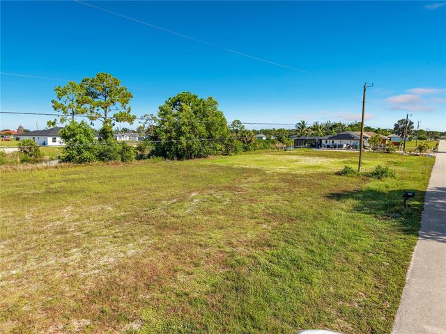 2830 NE 6TH AVENUE, Cape Coral, FL 33909