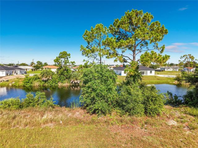 2830 NE 6TH AVENUE, Cape Coral, FL 33909