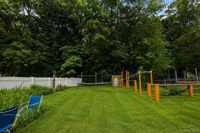 571 Park Avenue, West Hempstead, NY 11552